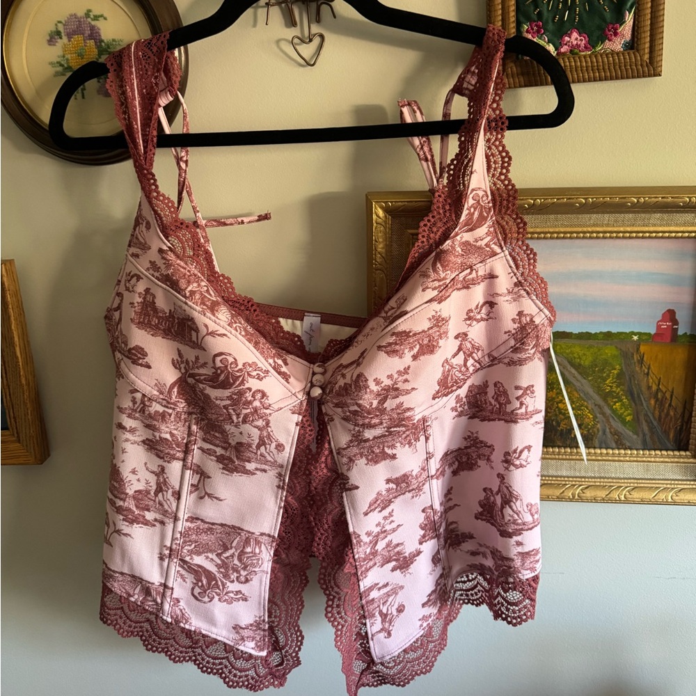 NWT UO Elegant Pink Lace Trim Camisole